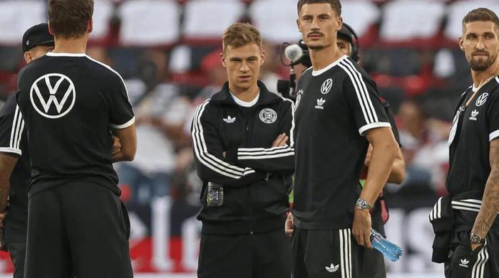 体育平台-巴斯勒质疑基米希作用，呼吁启用格雷茨卡和斯蒂勒